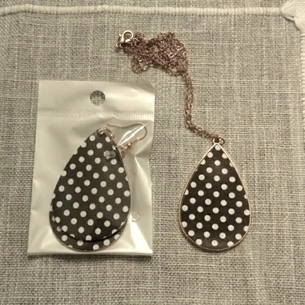 Polka dot earrings and matching necklace